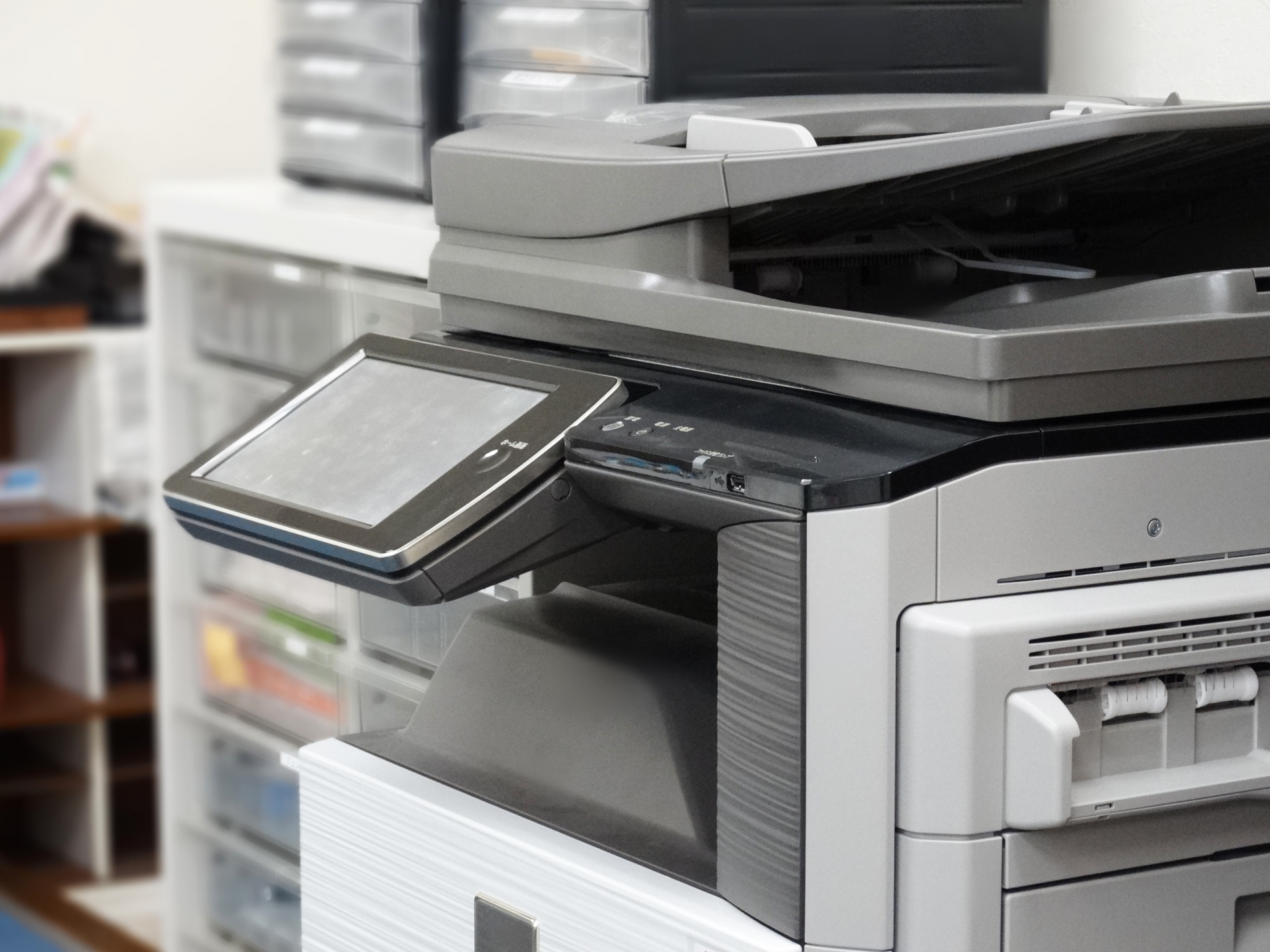 コンビニでスマホにある書類データを印刷する方法！大手コンビニ3社での印刷方法を紹介