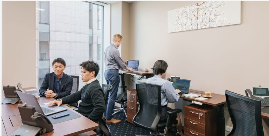 サーブコープオフィス様子