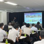 日本倉庫協会講演会中の画像